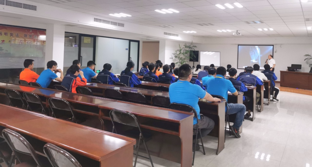 Treinamento em aplica&ccedil;&otilde;es de automa&ccedil;&atilde;o